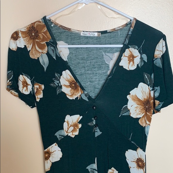 Emerald Floral Dress - Picture 2 of 3